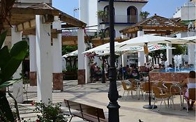 Estudio Jimena Calahonda En El Centro De Nerja